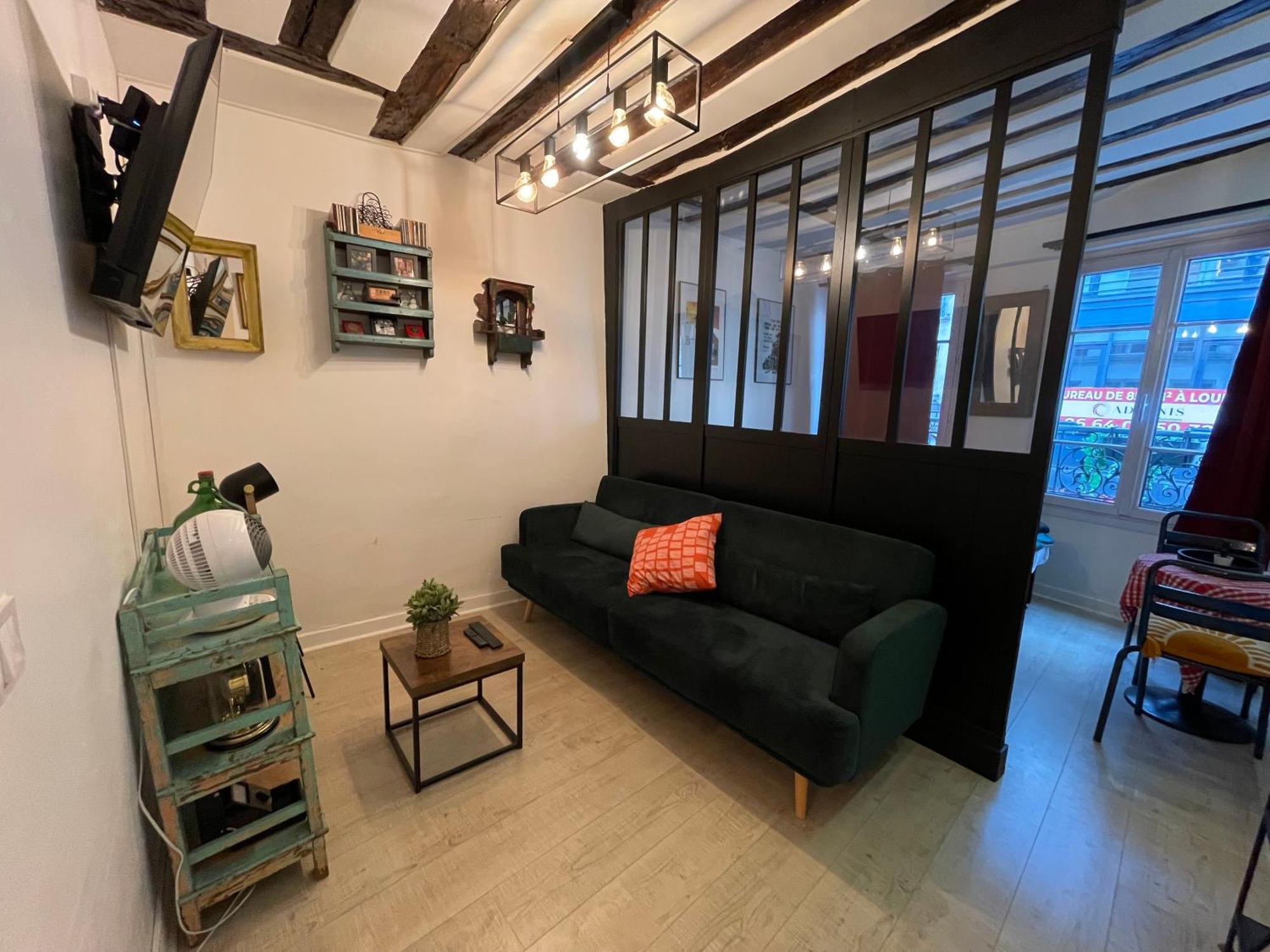 Le Globe Hostel *
